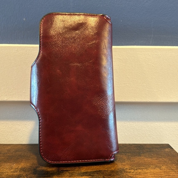 Solid Menbense burgundy leather men or woman’s wallet. - Picture 4 of 9
